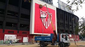 Polvero Pachón camión en campo valencia