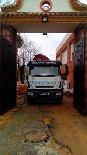 Polvero Pachón camión en casa